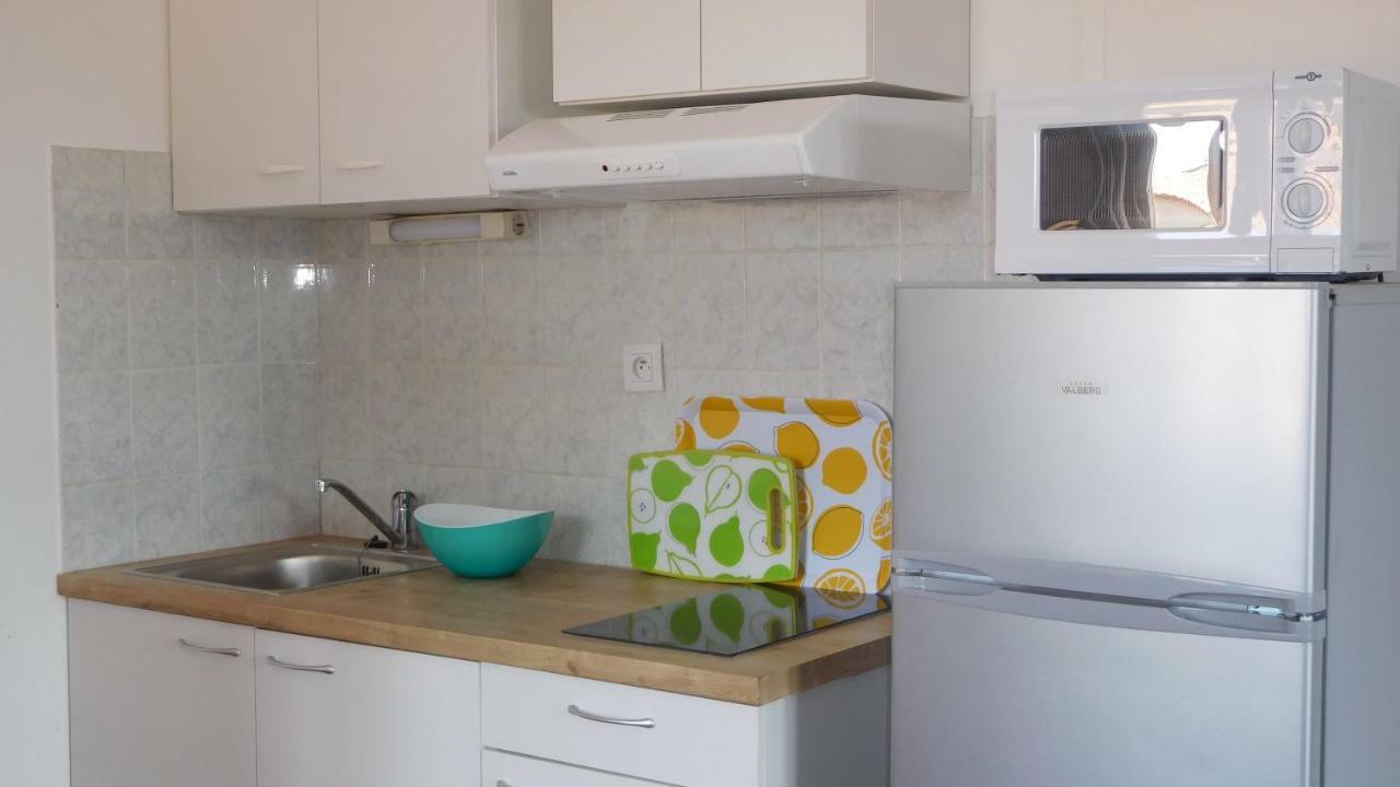 Grand Appartement Dans Maison Avec Piscine Privee Fréjus 外观 照片